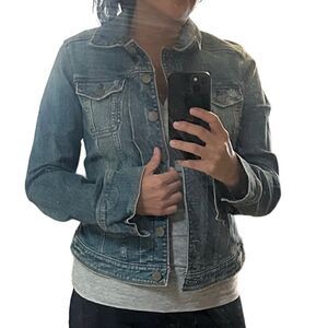 Eddie Bauer blue jeans denim cotton jacket long sleeve with pockets size small